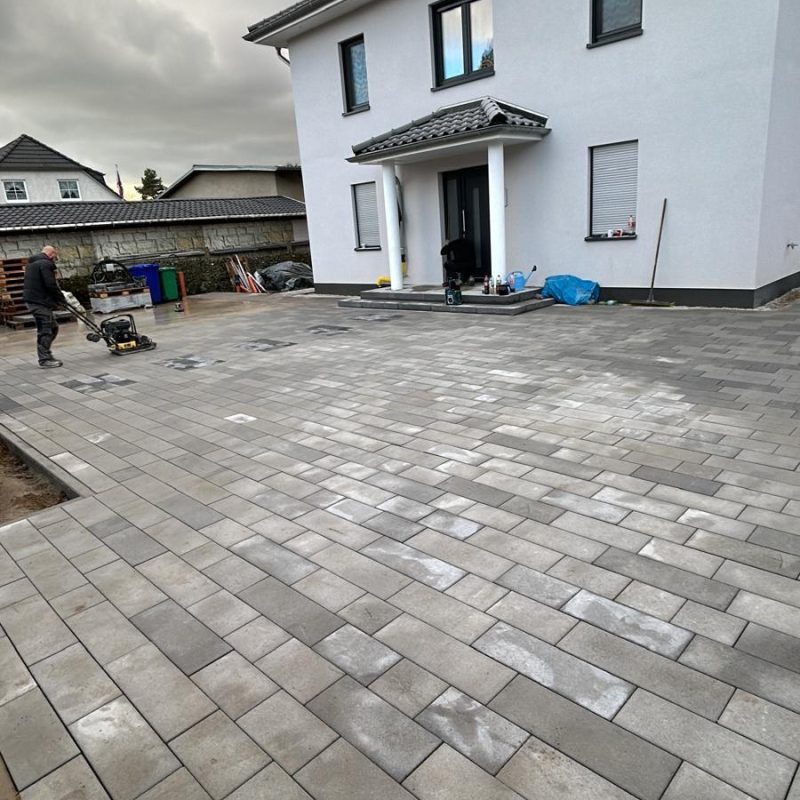 GaLaBau Artz hochwertige Einfahrten und Pflasterarbeiten